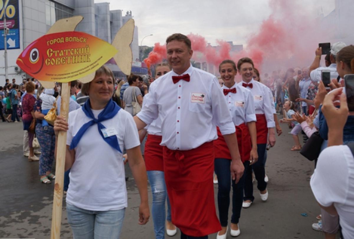 Вольские чиновники сняли ролик о борьбе с коронавирусом