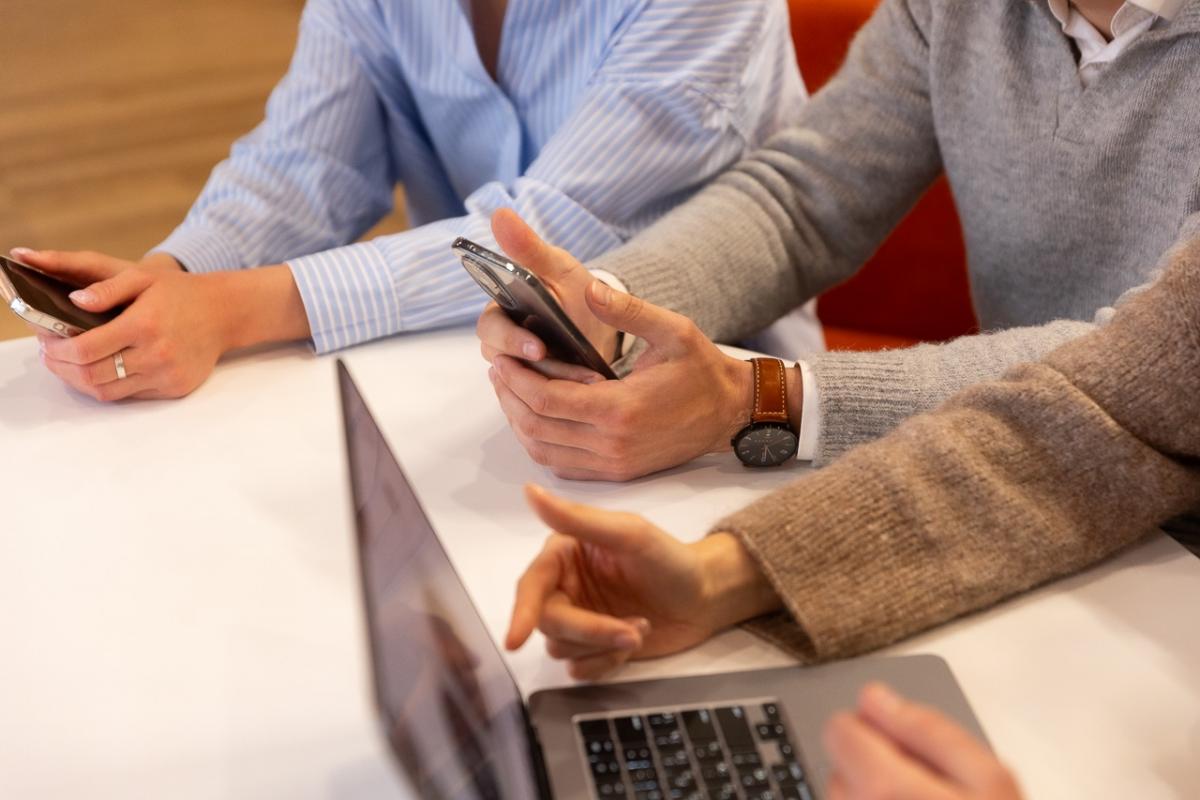 Аналитики назвали лидера рынка частных LTE сетей