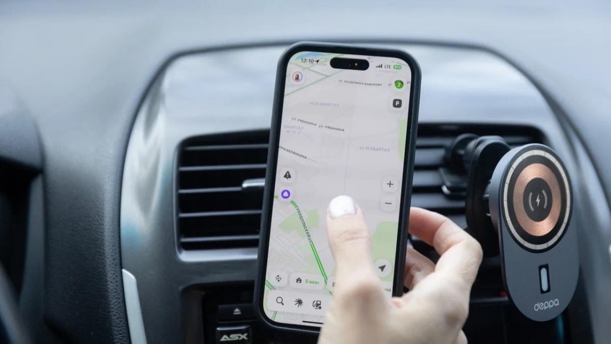 Саратовцы стали почти в четыре раза чаще использовать ИИ для организации отпуска