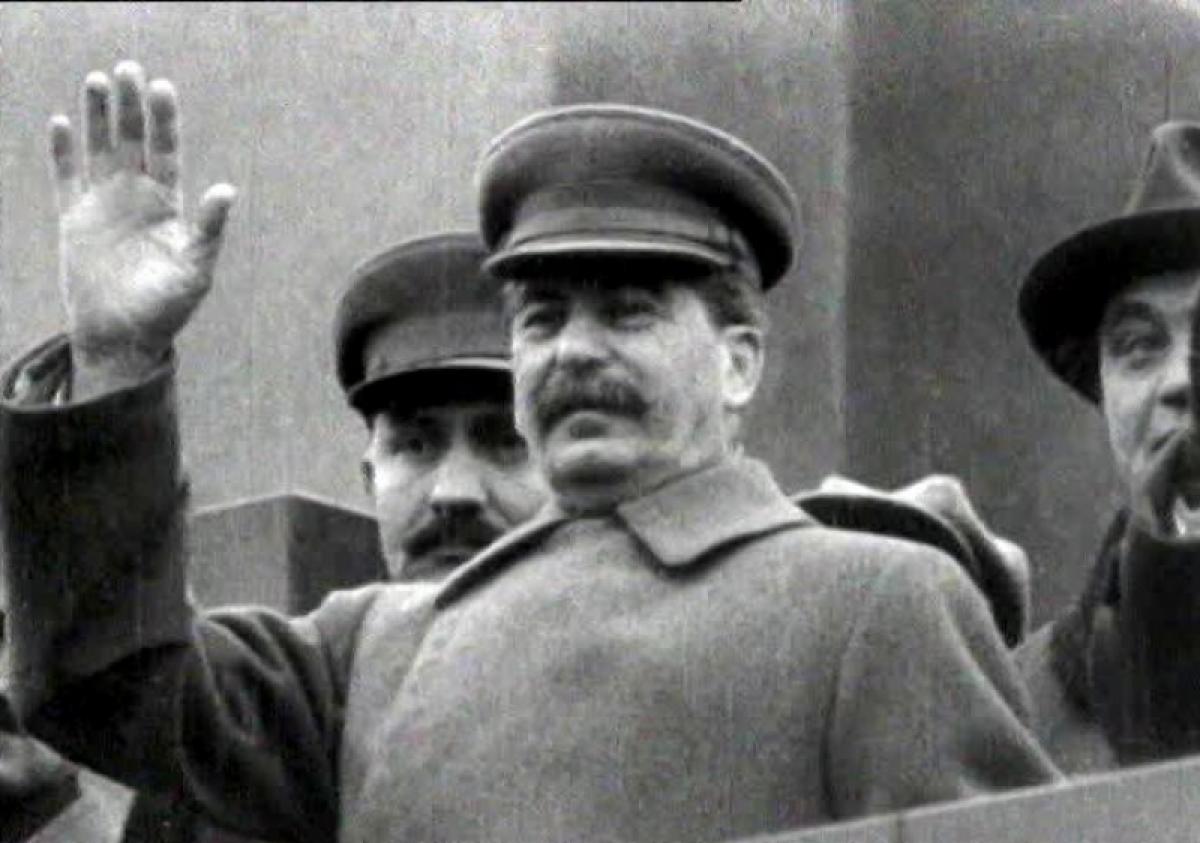 Опрос: уважение к Сталину достигло в России рекордного уровня