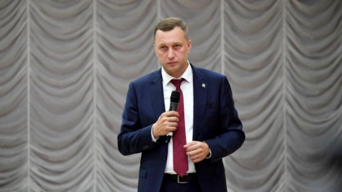 Губернатор Бусаргин назвал чиновников-отпускников дезертирами