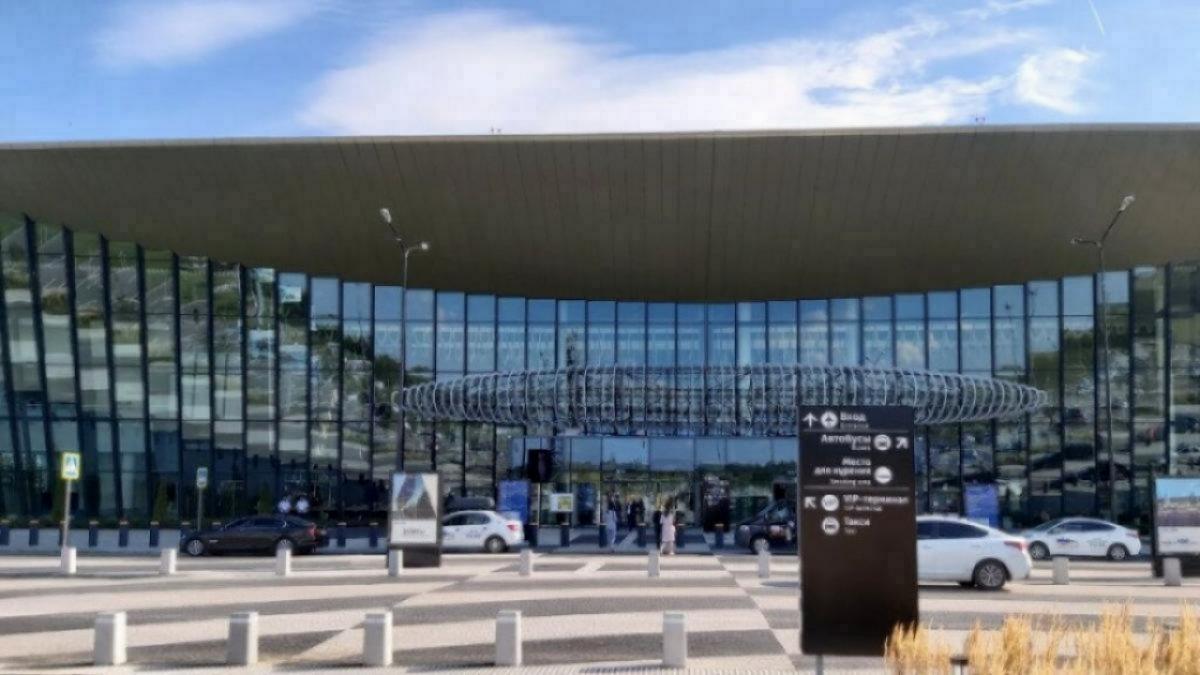 В аэропорту Саратова ввели ограничения ради безопасности