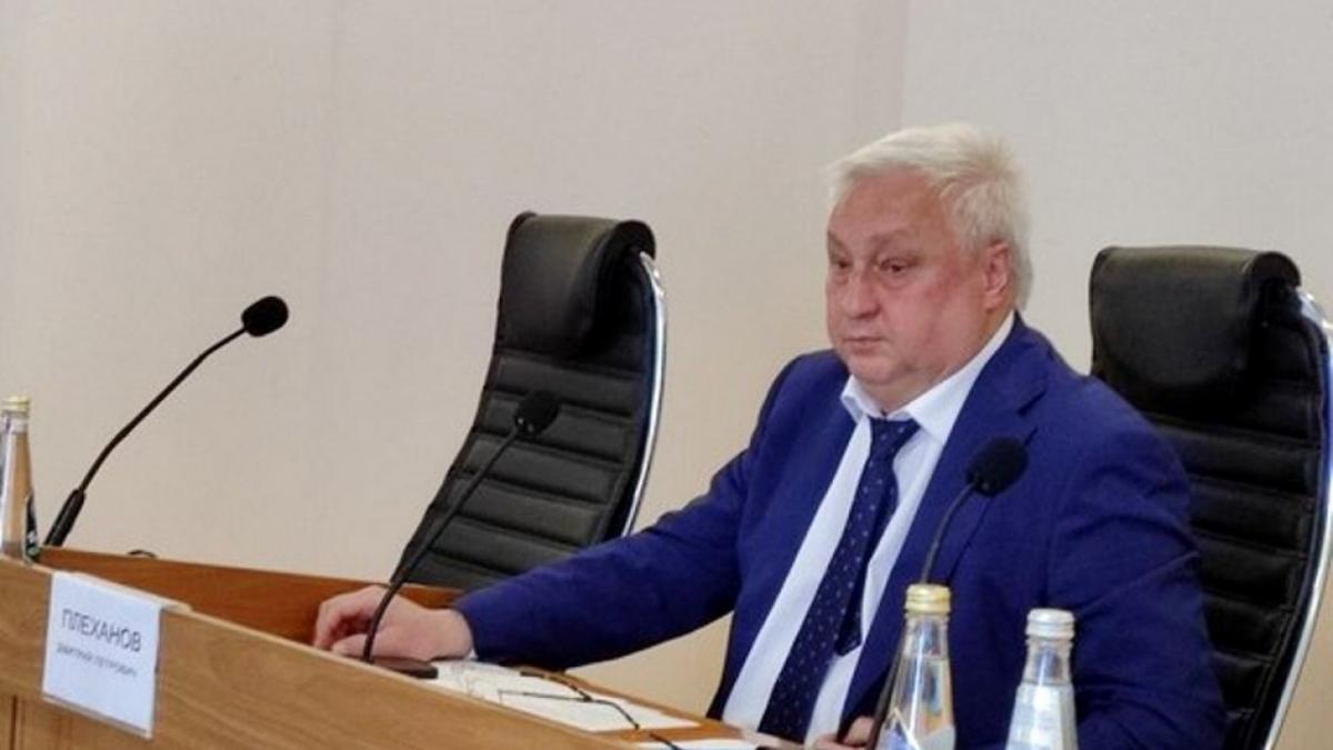 Плеханов сообщил о сроках «технически сложного» запуска отопления в домах Энгельса