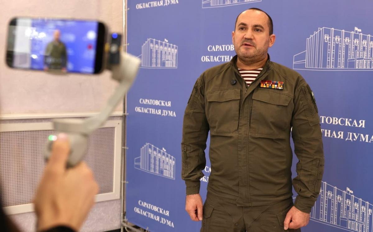 В Саратове Калинин поддержал предложение создать Госкомцен по детскому отдыху