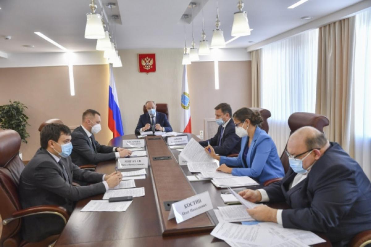 Радаев о КТ-аппаратах: закуплены месяц назад и до сих пор не работают