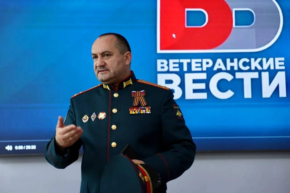 Вячеслав Калинин провёл Урок Мужества для будущих юристов