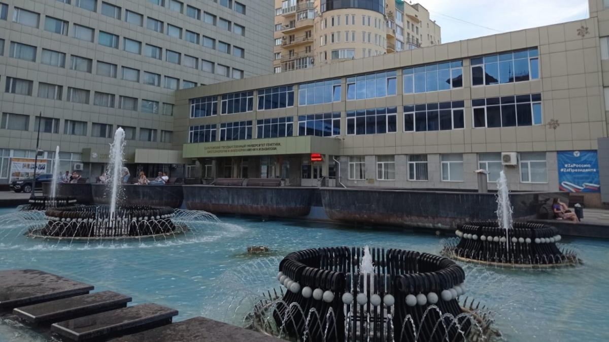 Власти Саратова в борьбе с энтеровирусом усилят контроль за фонтанами и свалками