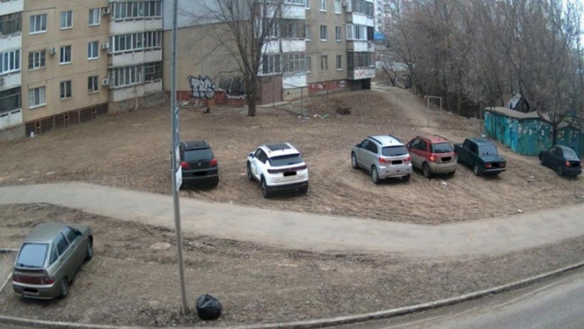 Водителей в Энгельсе массово штрафуют на суммы от 2 до 100 тысяч