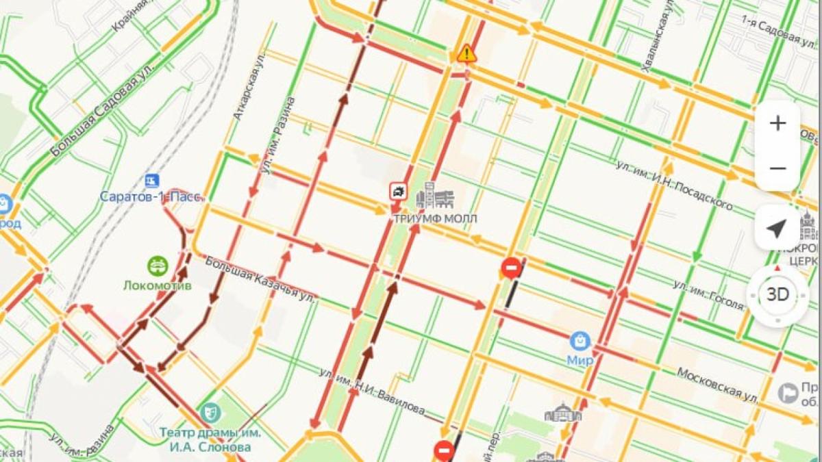 Пятничный вечер саратовцы проводят в 9-балльных пробках