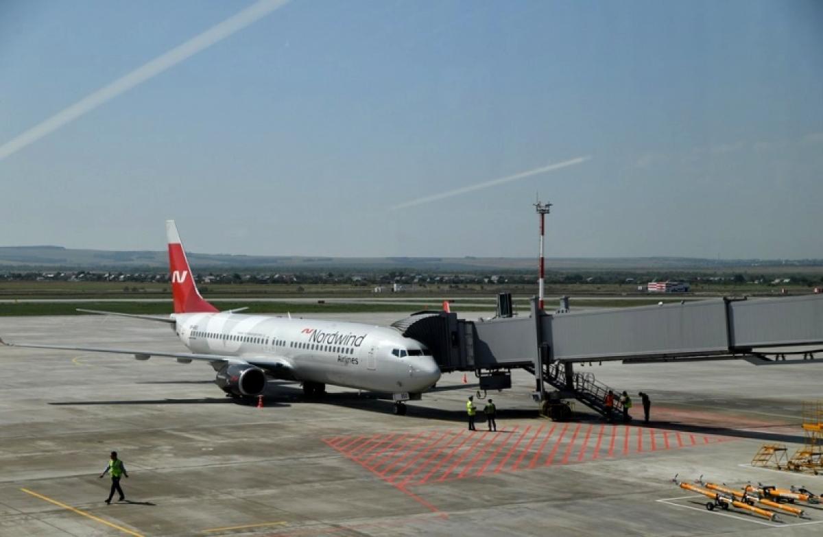 «Счастливого пути!»: Радаев проводил пассажиров рейса «Саратов-Анталья»