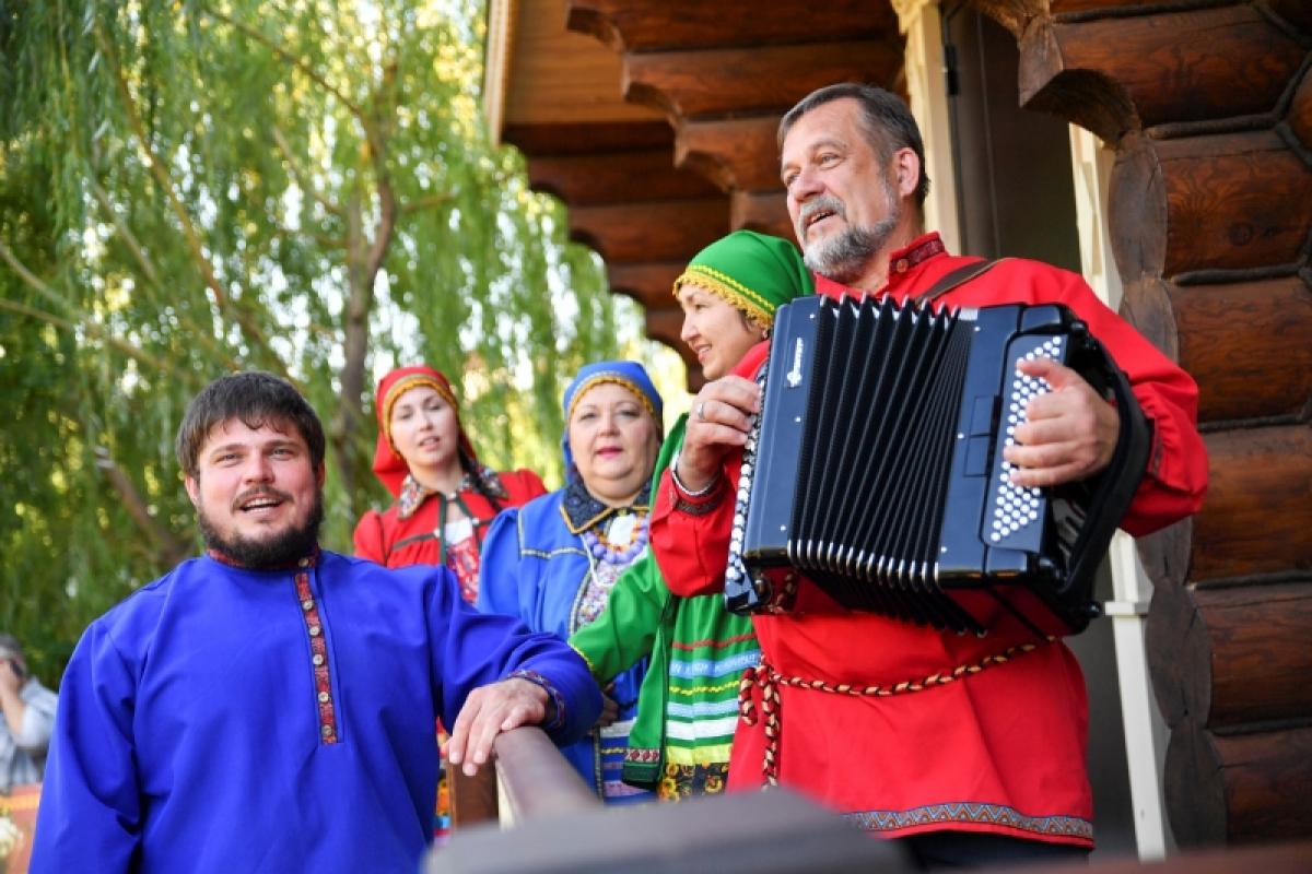 Итоги опроса. Саратовцы желают для региона умных руководителей…