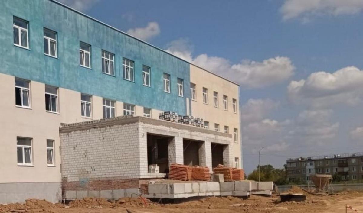 Под Саратовом строят поликлинику на 400 посещений со стационаром
