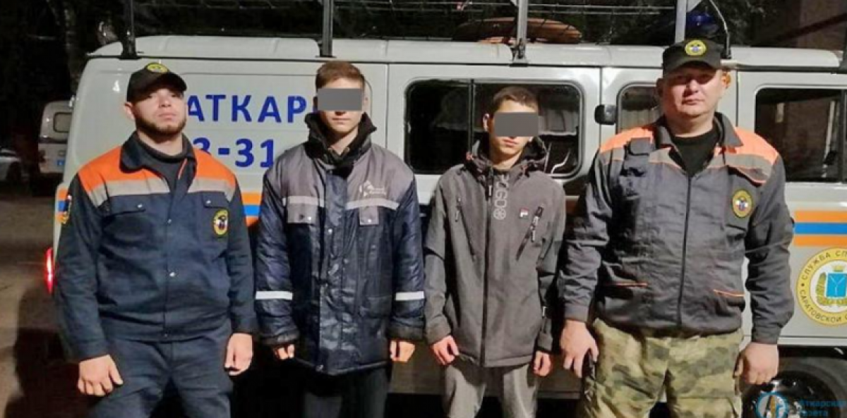 Ночью в Саратовской области искали двух потерявшихся в поле подростков