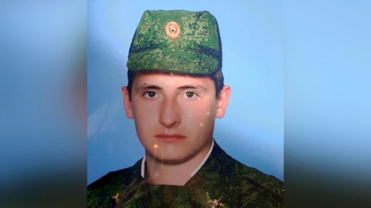 В Хвалынске простились с младшим сержантом Владиславом Балабаевым