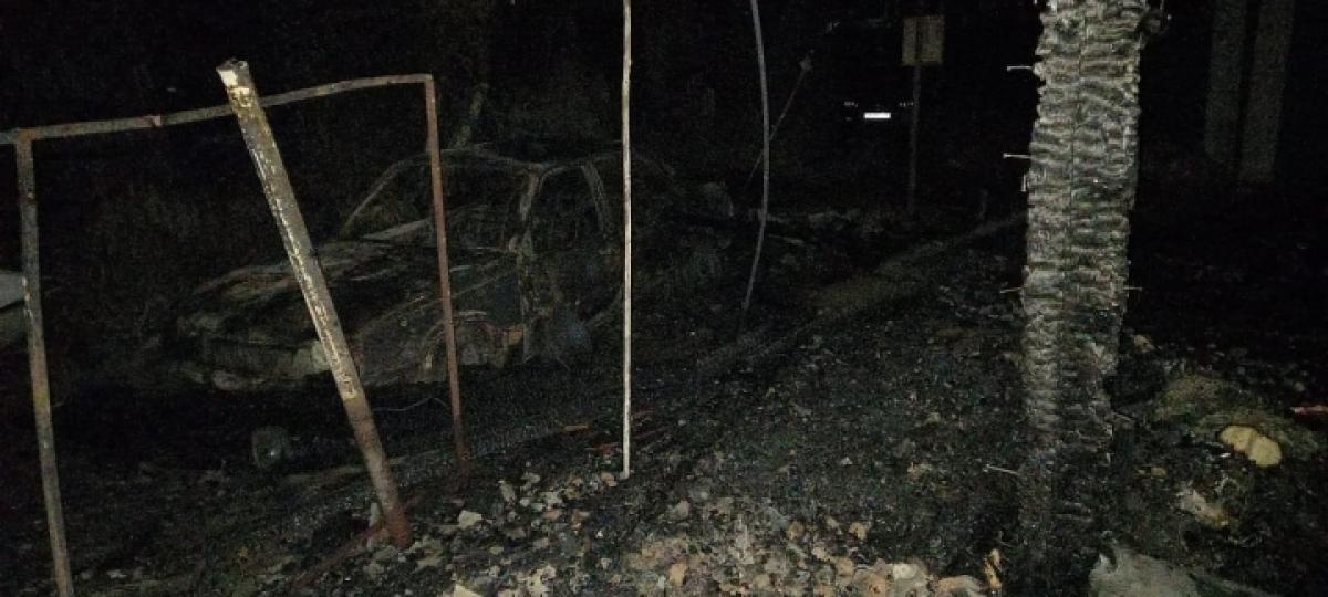 Пожар в Саратове: разобрав завалы, пожарные обнаружили останки человека