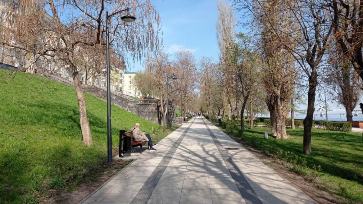 В Саратове сделают спуск к новой набережной от Большой Затонской