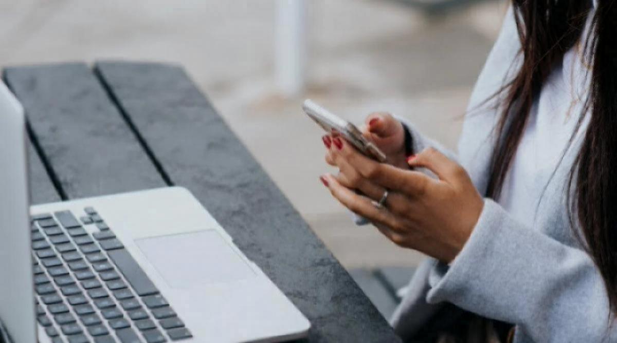 Саратовцам рассказали о новой схеме аферистов с пенсиями и социальными выплатами