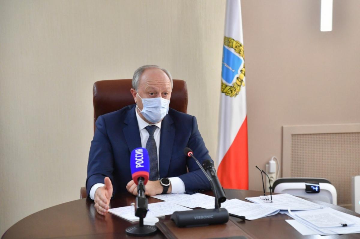 Радаев: «Медики серьезно продвинулись в лечении ковида, нужно им помощь транспортом»