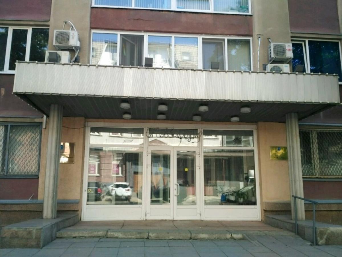 Чиновник: никто не предлагал благоустроить сквер в Мирном переулке