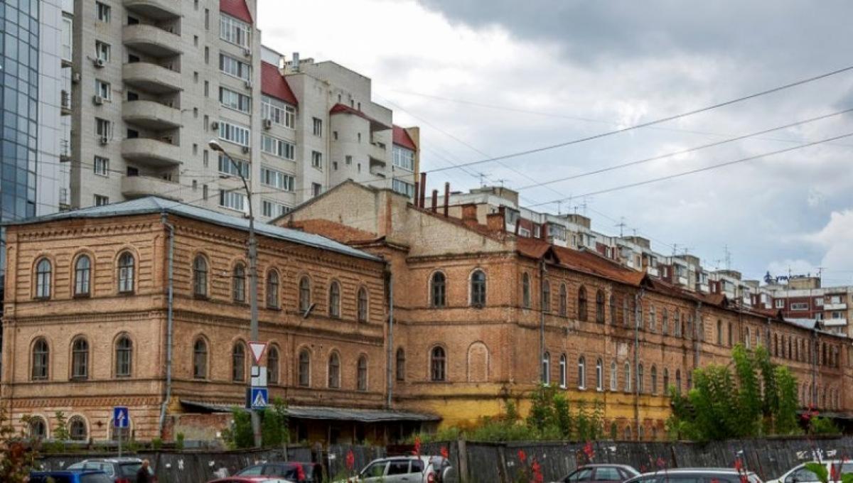 Обрушение памятника архитектуры в Саратове: прокуратура начала проверку 