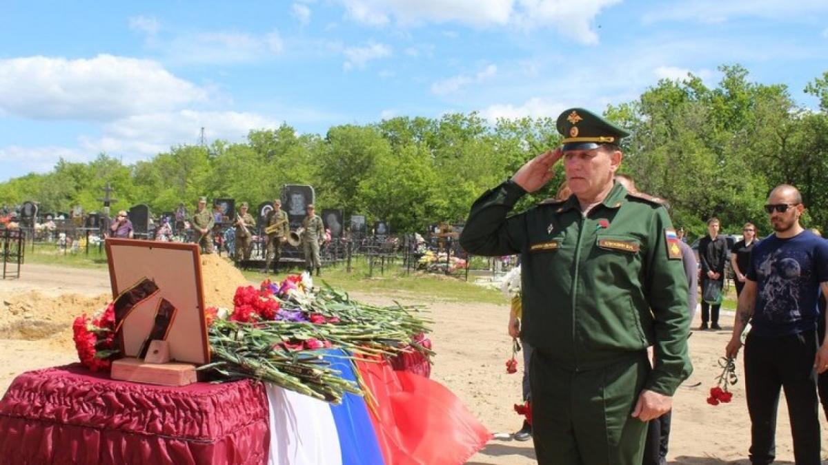 В Артемовске погиб 33-летний саратовский десантник Иван Почепня 