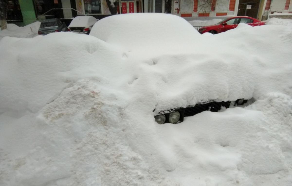 Снежный коллапс в Саратове: главу комитета ЖКХ предлагают назначить простым дворником