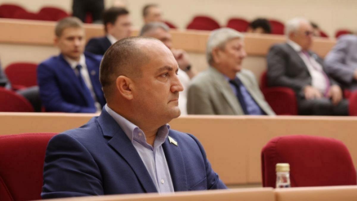 Вячеслав Калинин поддержал введение госрегулирования тарифов в сфере ЖКХ