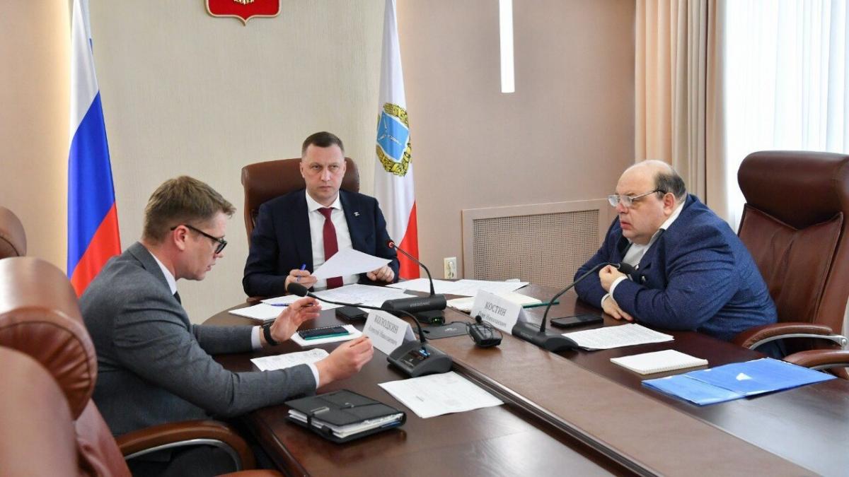 Бусаргин сообщил о планах строительства поликлиники в центре Энгельса