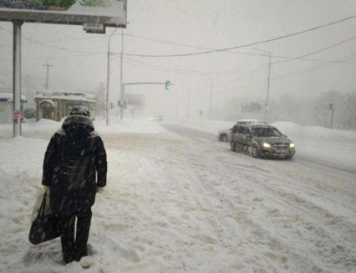 Из-за снегопада администрация Саратова ожидает затруднения в работе общественного транспорта