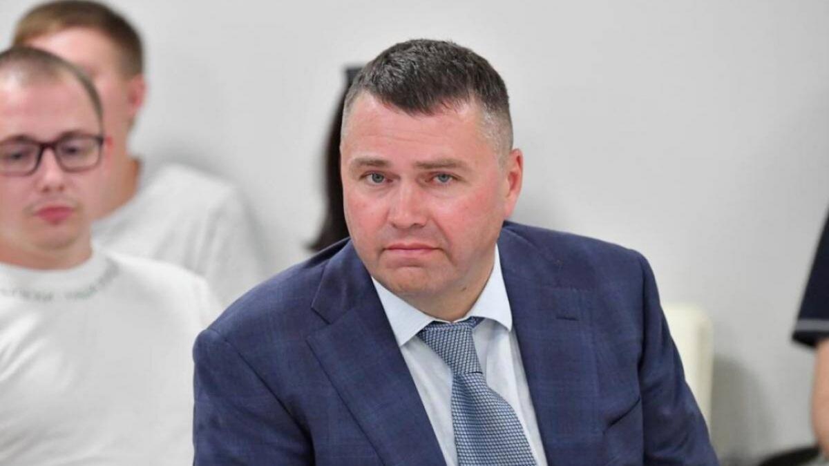 Депутат Грибов призвал к отмене концерта Арбениной в Саратове 26 октября
