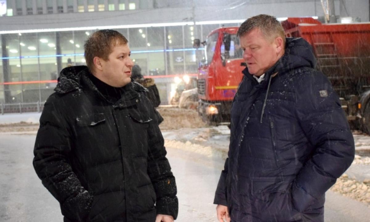 Михаил Исаев: «Весь штат у нас в круглосуточном режиме занимается уборкой города»