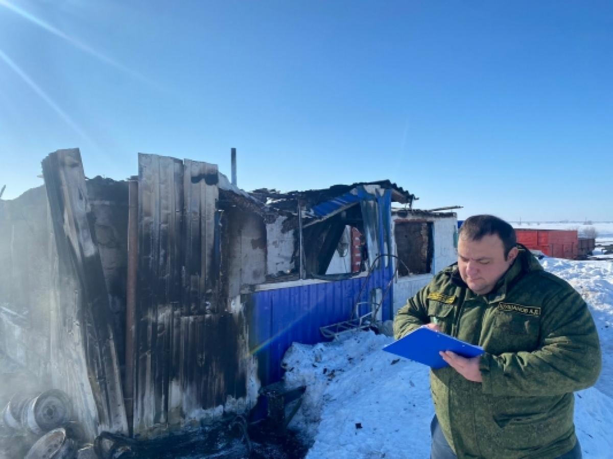 В саратовском селе нашли мертвого сторожа после пожара на ферме