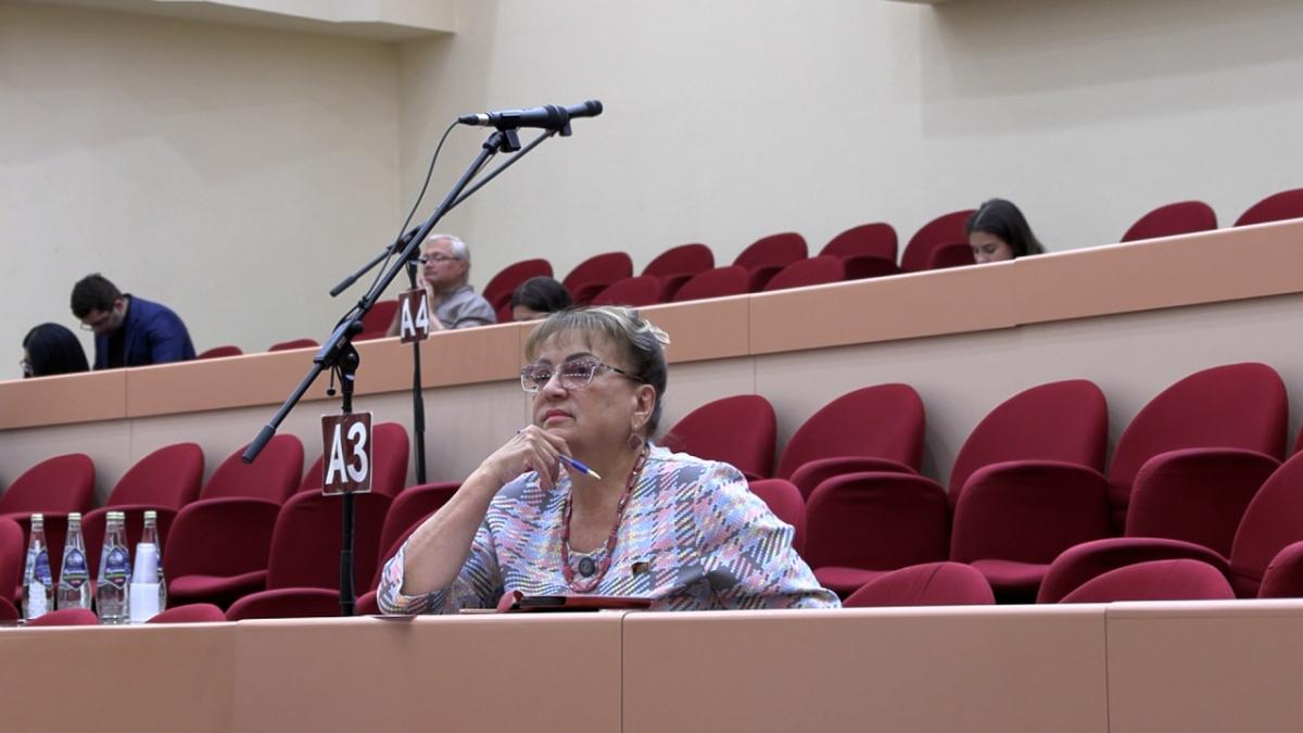 Депутат Госдумы Алимова поздравила жителей Саратовской области с 23 февраля