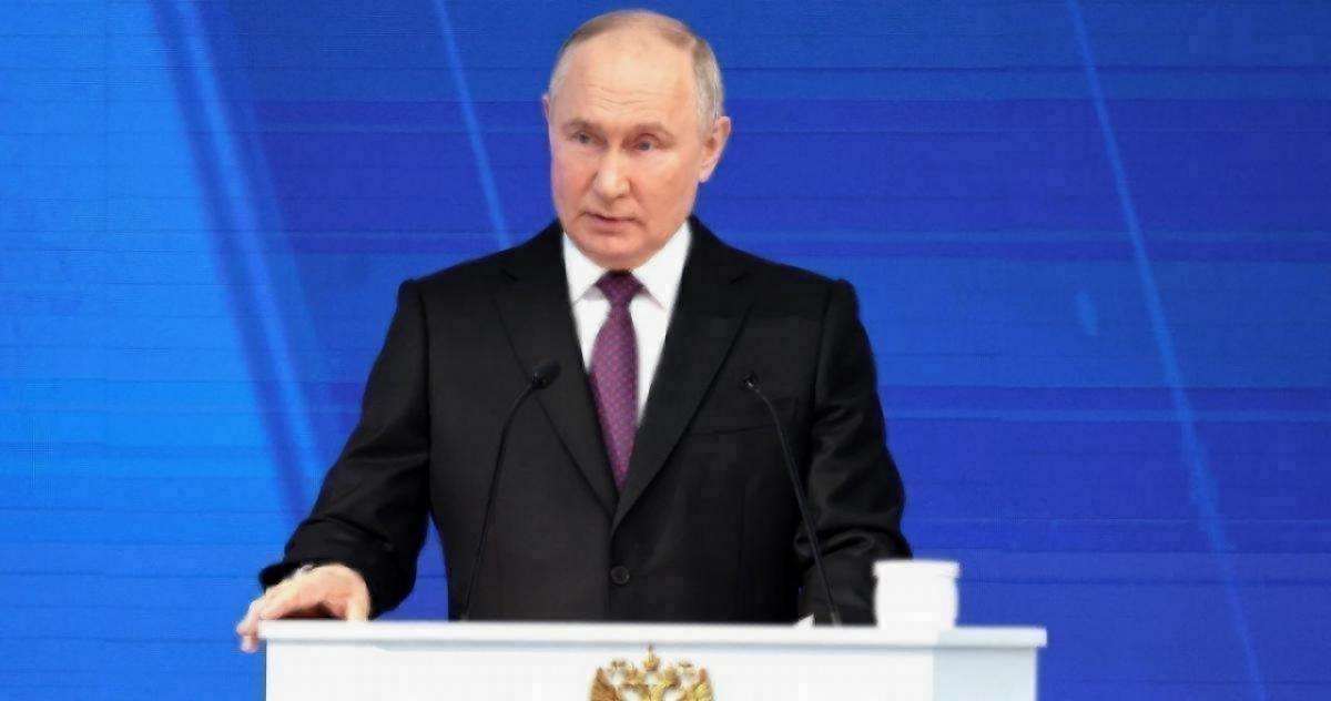 Путин удостоил саратовского общественника медали за заслуги