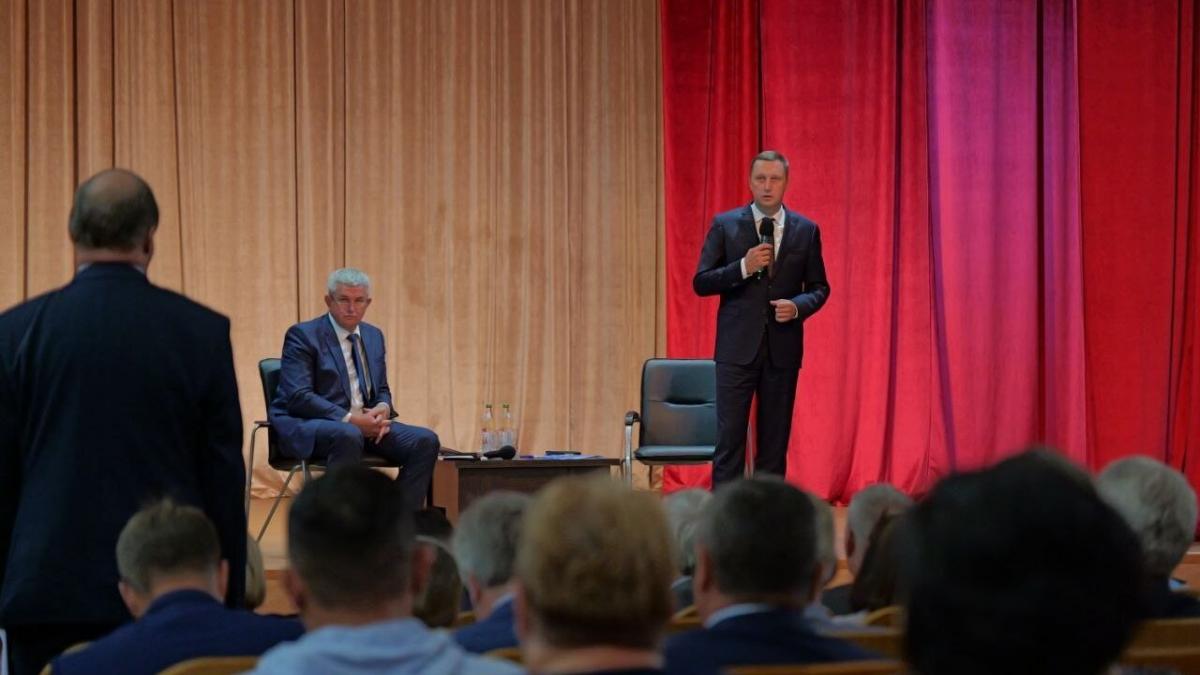 Бусаргин раскритиковал власти Турковского района за неухоженный берег Хопра