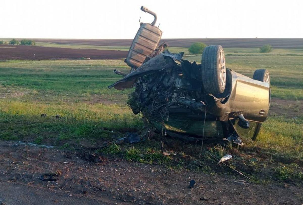 «Мазда» и «Вольво» не поделили дорогу в Ершовском районе