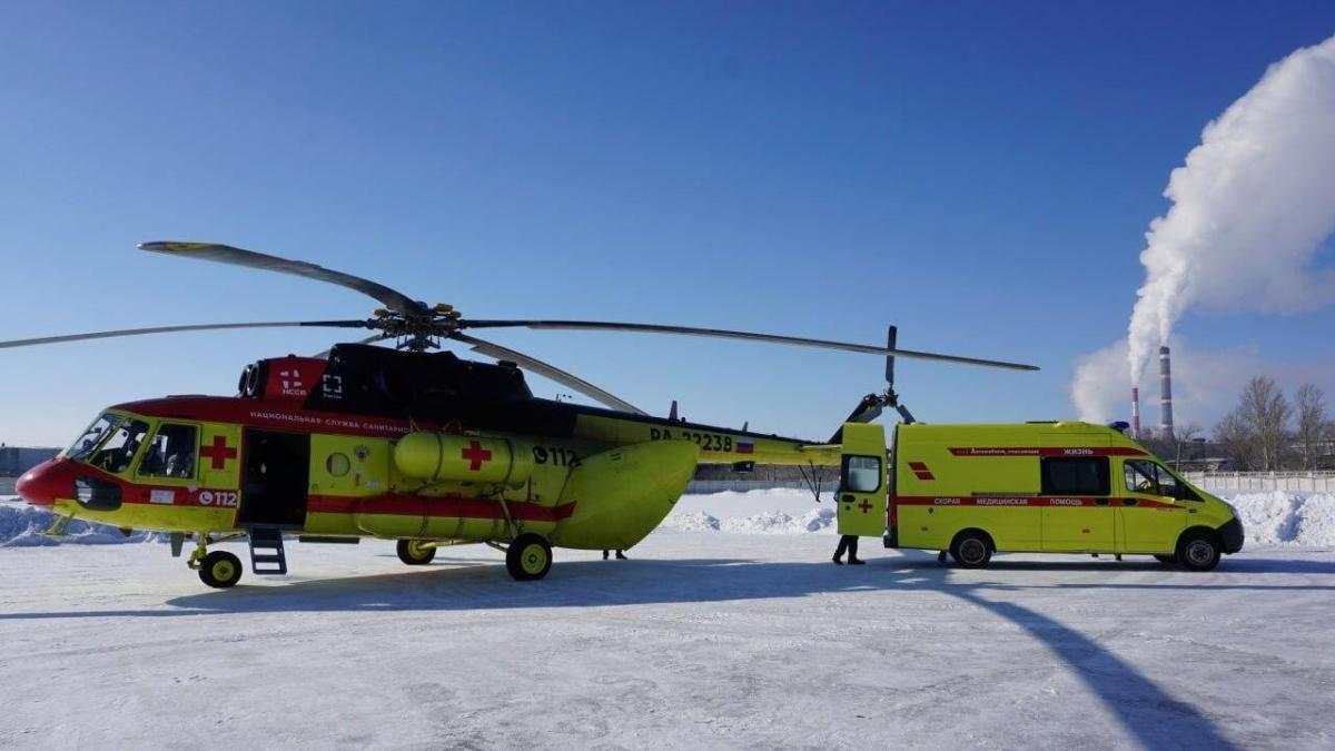 Пострадавших на заводе в Балаково доставили вертолетом в Саратов