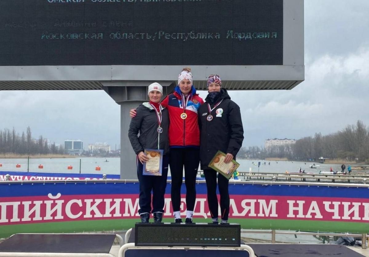 Кира Степанова стала двукратной чемпионкой России по гребле на байдарках и каноэ