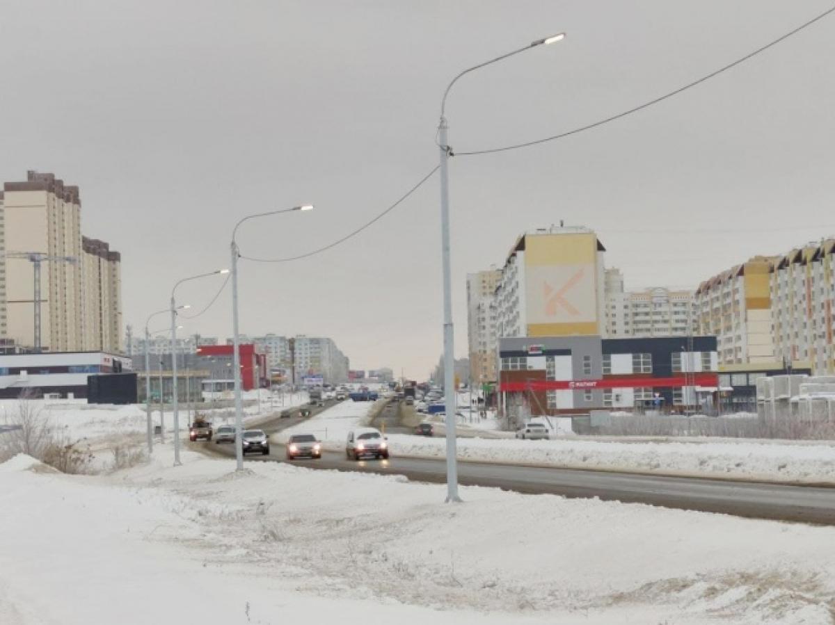 Радаев сообщил, на каких саратовских трассах будет установлено освещение за новогодние праздники