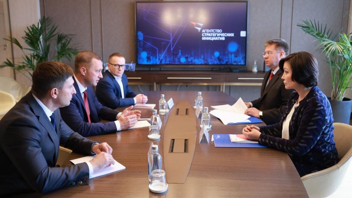 Саратовский губернатор встретился в Москве с гендиректором АСИ Светланой Чупшевой
