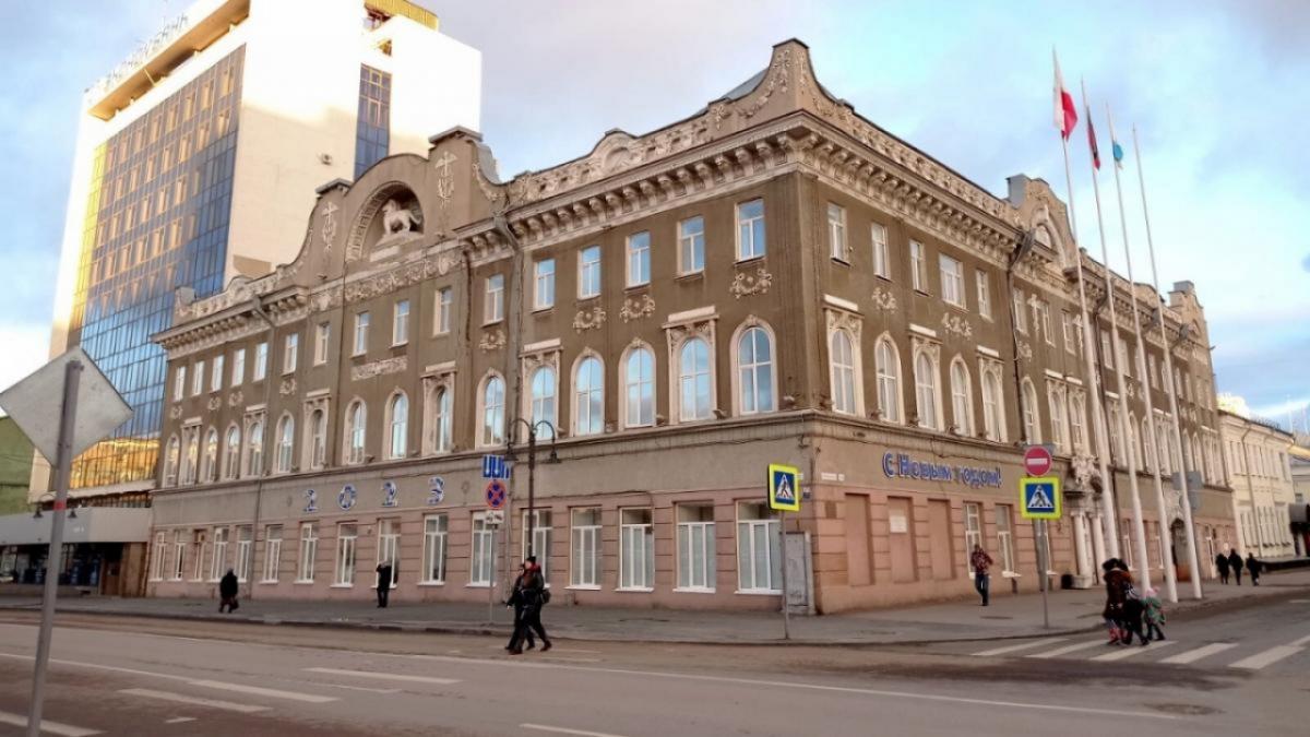 Власти Саратова продают пятиэтажку на Чернышевского за 53 миллиона