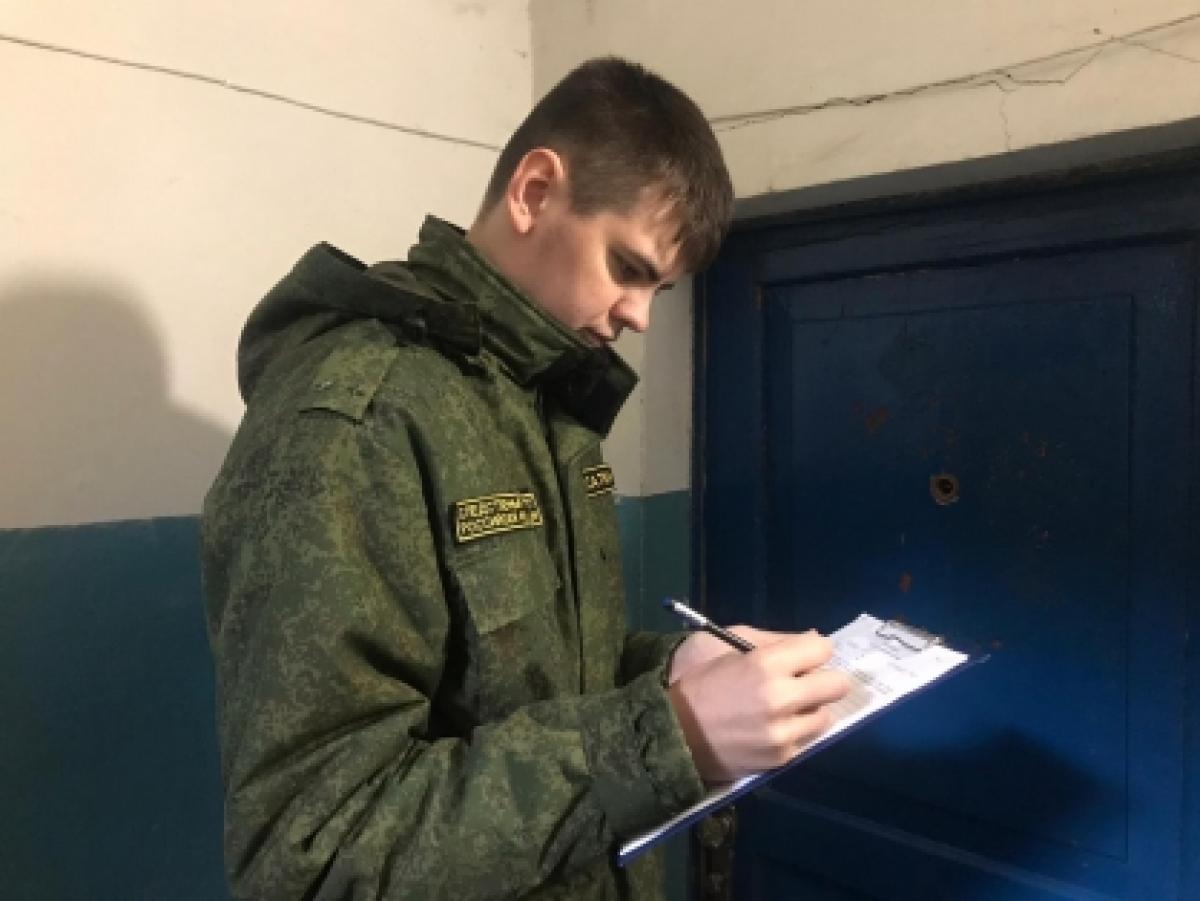 Ссадины и кровоподтеки: следователи СК устанавливают причину смерти жительницы Октябрьского района