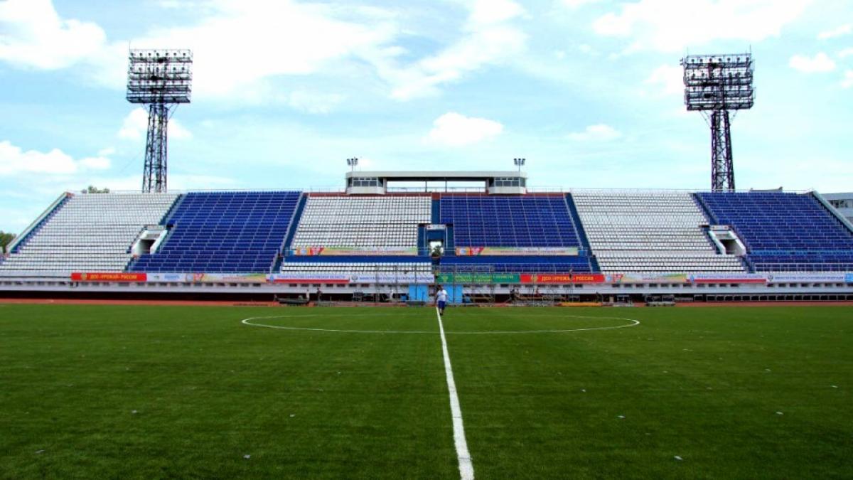 Саратовскому «Соколу» выделят 20 млн для замены газона на стадионе 