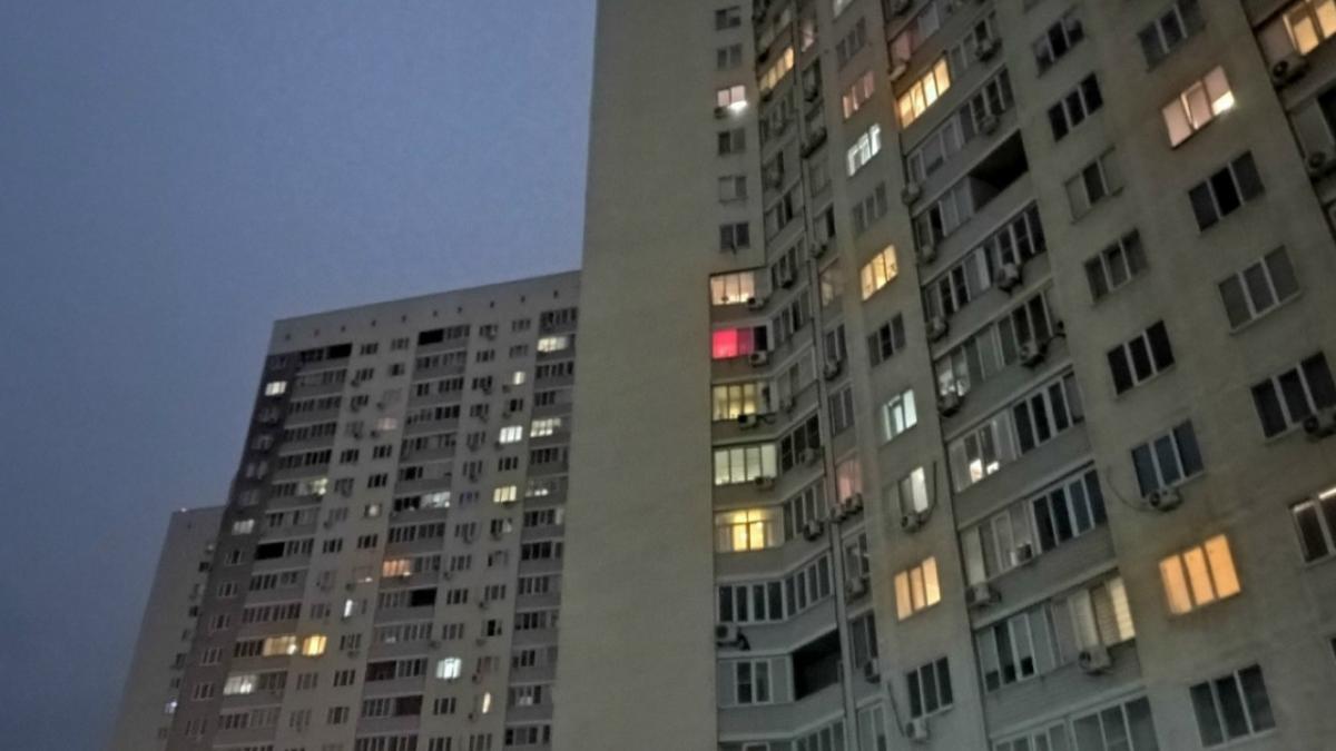 Недостроенную многоэтажку в Саратове выставили на продажу за 288 миллионов