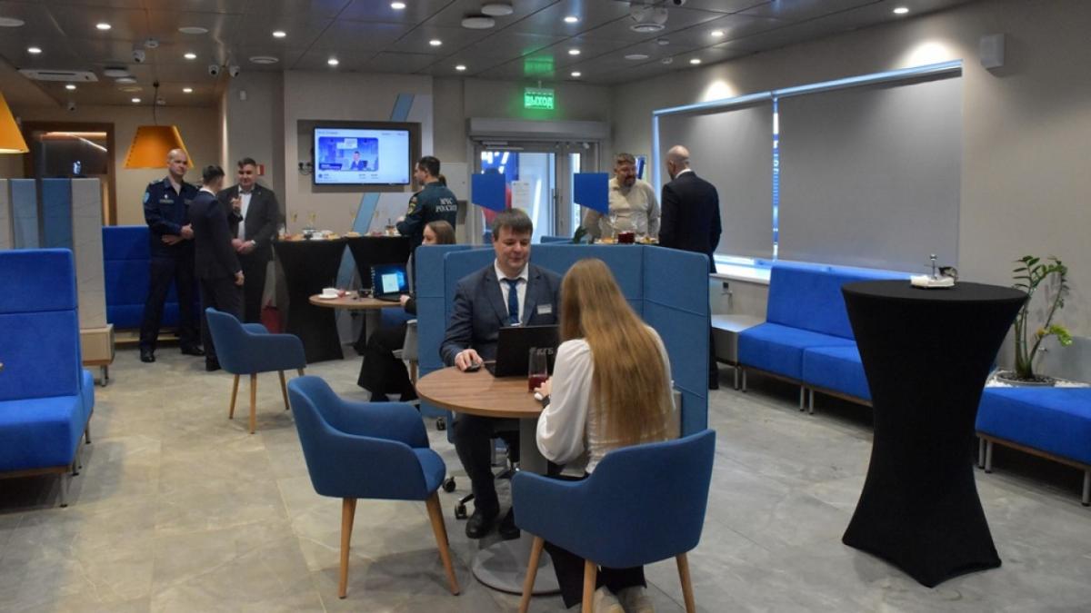 ВТБ открыл обновленный офис в городе Энгельсе после переезда