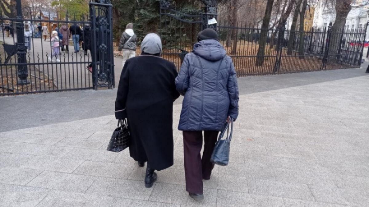 «Зачислят помимо пенсии в феврале». При получении пенсии в феврале пенсионеров ждет сюрприз