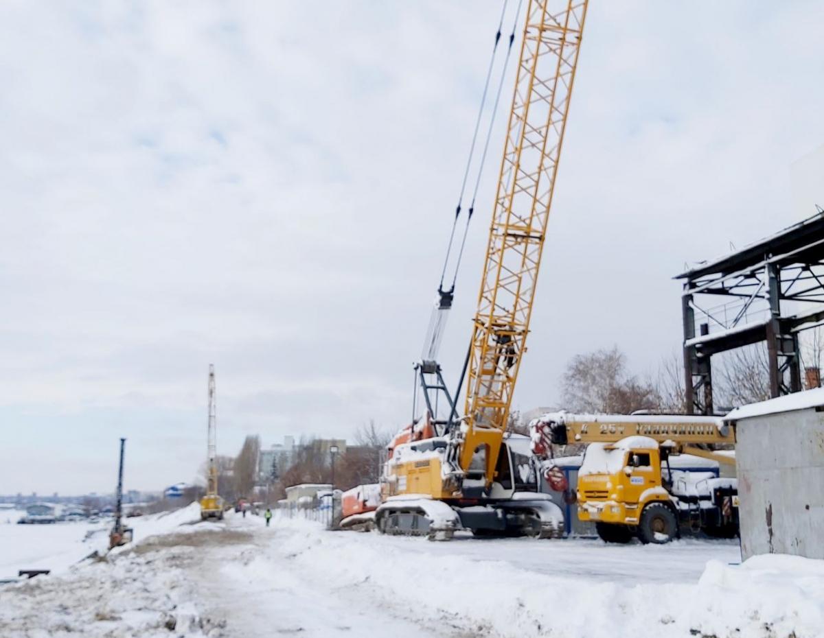 Строительство нового участка набережной в Саратове: подрядчик доложил о ходе работ