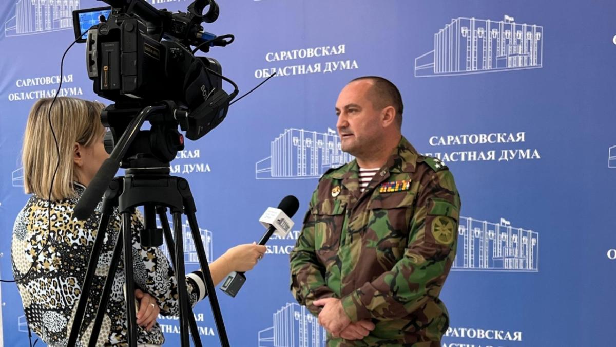 В Саратове депутат Калинин выступил за отмену порога нуждаемости для многодетных