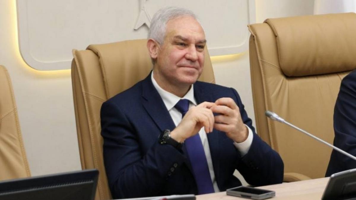 Алексей Антонов назвал проблемы промышленности Саратовской области