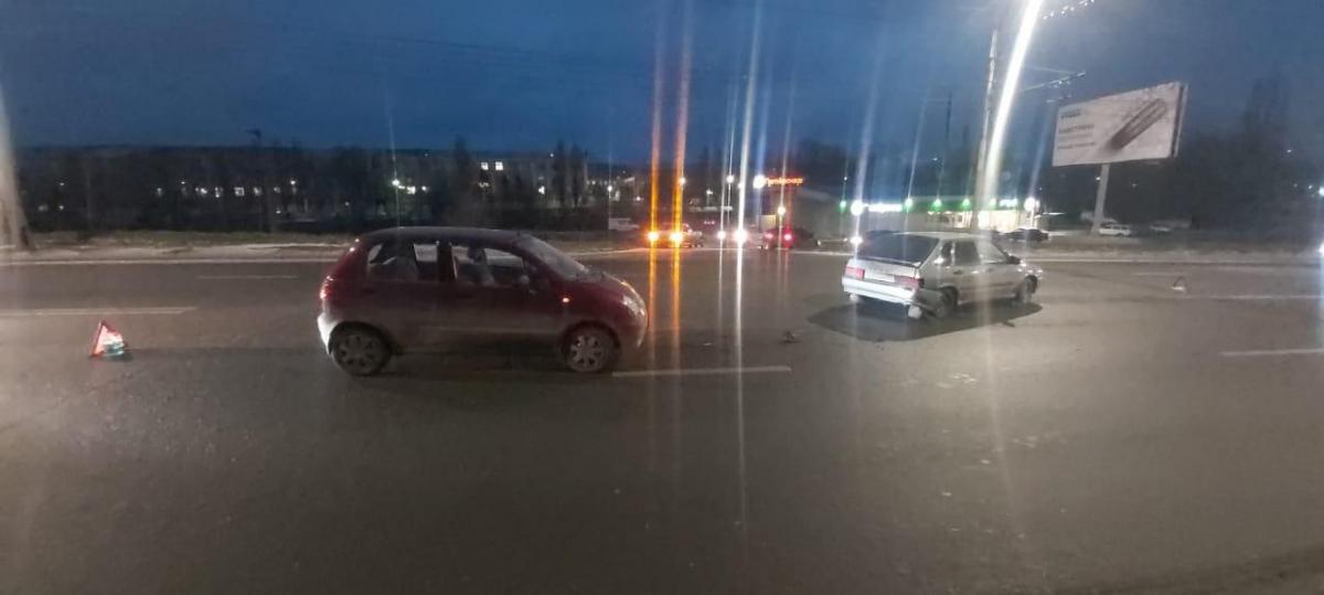 На Московском шоссе в ДТП пострадала 18-летняя девушка